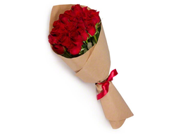 21 роза красных (50 см.) в крафт бумаге