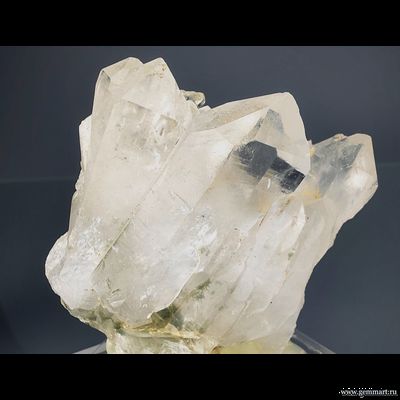 Горный хрусталь, сросток кристаллов с включениями хлорита. Северная Осетия.55*25*50мм