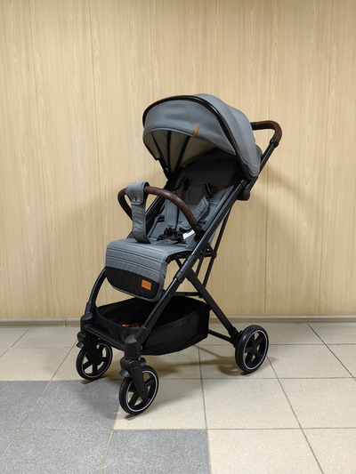 Детская коляска Luxmom W3 Серый