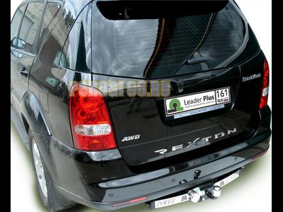 Фаркоп с нержавеющей пластиной Лидер-Плюс для SsangYong Rexton/SsangYong Kyron 2005-2015