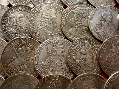 Коллекция - 130 талеров средневековой Европы, с 1486 - 1929 год! Копии высокого качества!