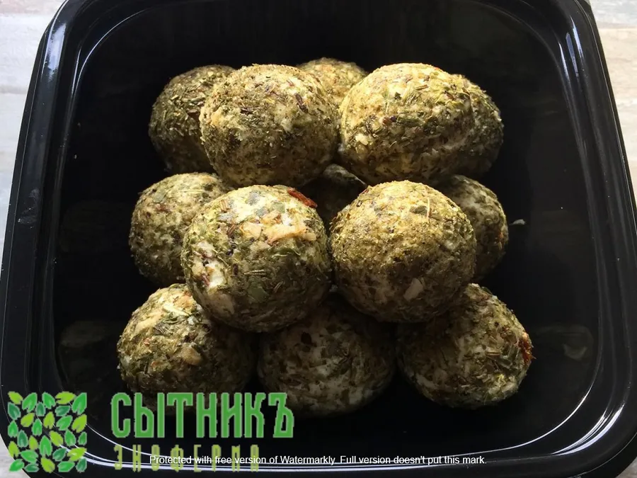 Козий сыр из козьего молока в специях фермерский домашний