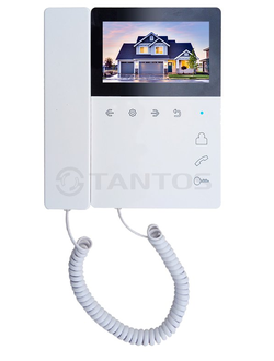 Elly с трубкой