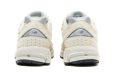 New Balance 2002 R Bone