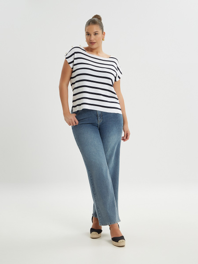 Топ летний вязанный белый в тёмно-синюю полоску