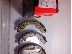 Колодки задние барабанные