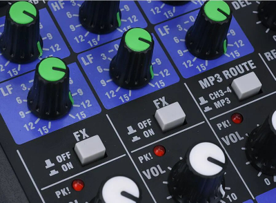 Караоке - микшер с микрофонами KM-4