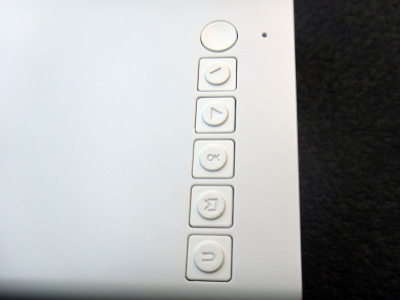 Видеопроектор YG300