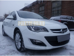 Защита радиатора Opel Astra J 2012- рестайлинг black
