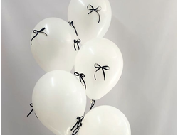 Гелиевые шары с бантиками