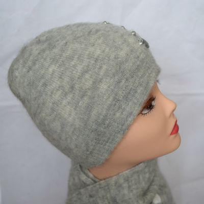 Светло-серая шапка и шарф италия Vizio 5175