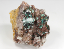 Брошантит, коллекционный образец, Марокко (48*44*37 мм, 70 г) №28623