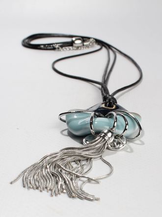 Подвеска "Керамический круг и цепочки" голубой