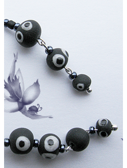 Сажа по Миядзаки. Длинные серьги в виде фэнтезийных существ из мира Миядзаки (по мотивам мультфильма "Мой сосед Тоторо")