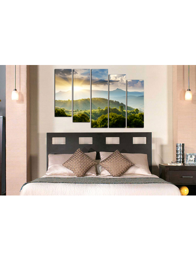 Модульная картина "Животворящие лучи солнца"