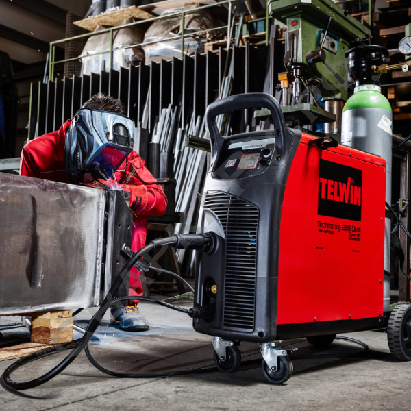 Полуавтомат для MIG/MAG сварки Telwin Technomig 225 Dual Synergic