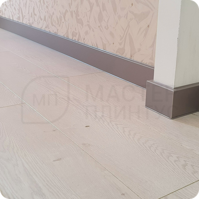 Плинтус ХДФ Dollken Cubu Flex Life 80мм Х 2,5 м 1246 Серебро платина