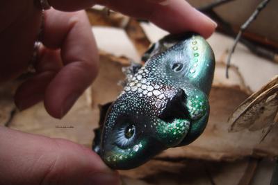 "КотоВолк (Котовий ЛосеВолк) из рода котов-единорогов" - брошь в лесном стиле