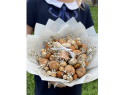 Букет "Первоклассника" из орехов