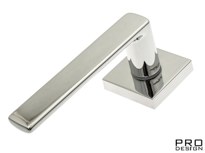 Дверная ручка на квадратном основании Fratelli Cattini "ELLE" 8-CR полированный хром