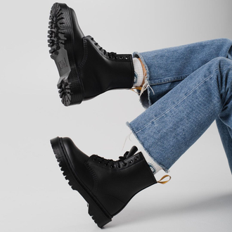 DR. MARTENS 1460 Mono Smooth