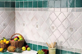 Укладка керамической плитки на фартук (20х20, 30х30)