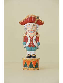 Щелкунчик на барабане