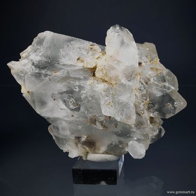 Горный хрусталь с включениями хлорита. Северная Осетия.