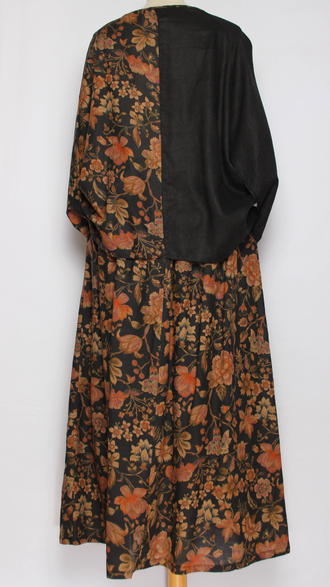 Костюм "Комбинированный длинный рукав" черный розы до р.44-46