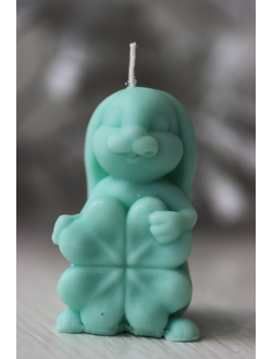 Свеча "Зайка на удачу" Бирюза