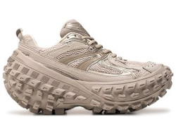 Balenciaga Men's Defender Trainers In Beige