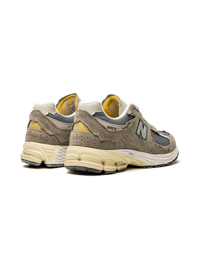 New Balance 2002R Protection Pack Mirage Grey