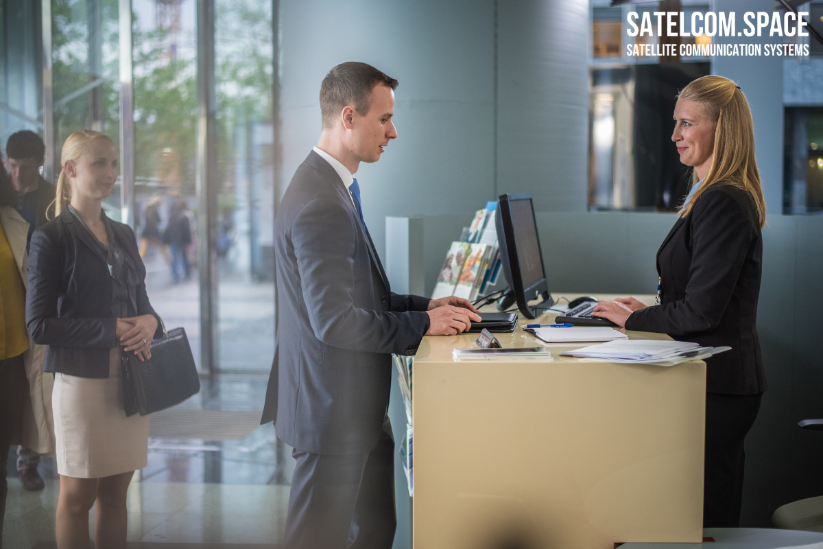 Банковское дело и страхование - и спутниковый интернет