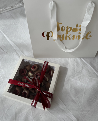 Малина в шоколаде