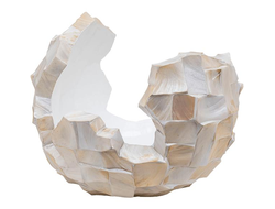 Кашпо Baq Design Oceana pearl globe white (45 см) с отделкой раковинами устриц