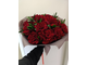 Букет из красных французских роз с рускусом