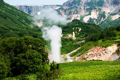 гейзер Великан в Долине Гейзеров