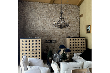 Отделка дубовыми спилами, стены в бане. Частная дача. Работа spilcenter.com