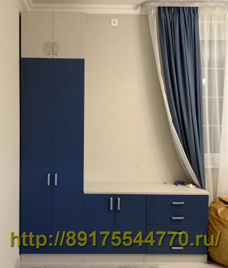 030 Мебель в детскую комнату.
Шкафы и комод. 
Фасады:
- ЛДСП Egger U525 ST9 Делфт голубой
- ЛДСП Egger U702 ST9 Кашемир серый
