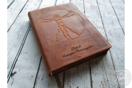 кожаный ежедневник с тиснением гравюры "Витрувианский человек"