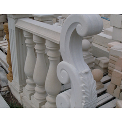 Перила каменные с балясинами