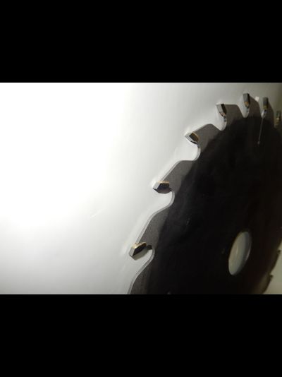 Пилы дисковые 300х50х24z(3,6/2,5)WST с твердосплавными напайками