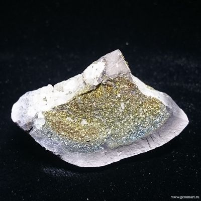 Пирит -&quot;спектропирит&quot;, кальцит в полости конкреции. Россия. 42*22*22мм