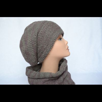 Вязаный комплект берет и шарф бежево - сиреневый Vizio 5142