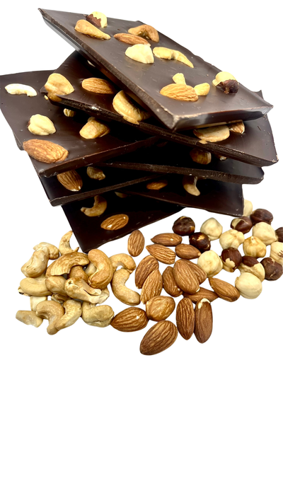 Темный шоколад 70% с кешью, миндалем и фундуком