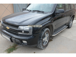 Пороги с накладным листом	d53 для Chevrolet Trailblazer (2001-2008)