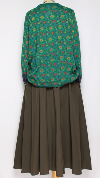 Джемпер ХЛОПОК "КОНТРАСТНЫЙ РУКАВ" малахит до.р.54