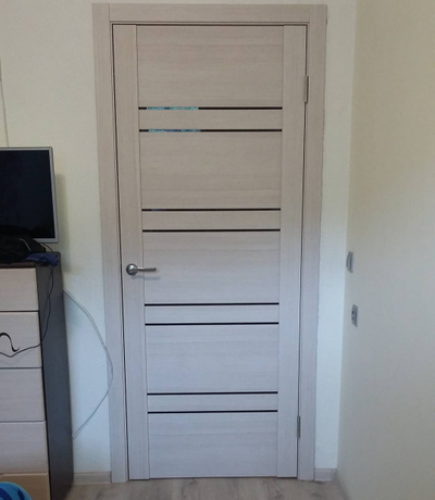 ТУЛЬСКИЕ ДВЕРИ. НЕАПОЛЬ 504. ДУБ ЖЕМЧУЖНЫЙ/ ЧЕРНЫЙ ЛАК