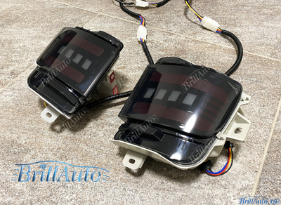 Противотуманки Toyota Land Cruiser 200 бегающие LED черные