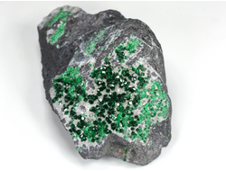 Уваровит кристаллы на породе, Урал (54*35*30 мм, 81 г) №25868